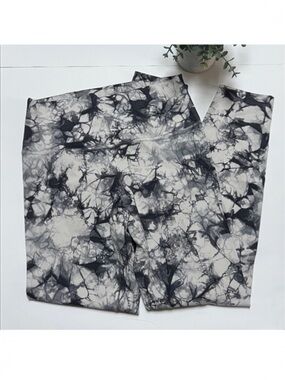Lululemon Wunder Under HR 7/8 Tight 25” Dual Shibori Antique White Grey size 6